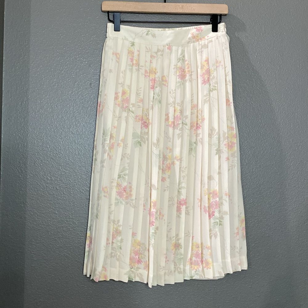 Vintages Leslie Fay Pleated Midi Skirt Floral Romantic yellow pink green